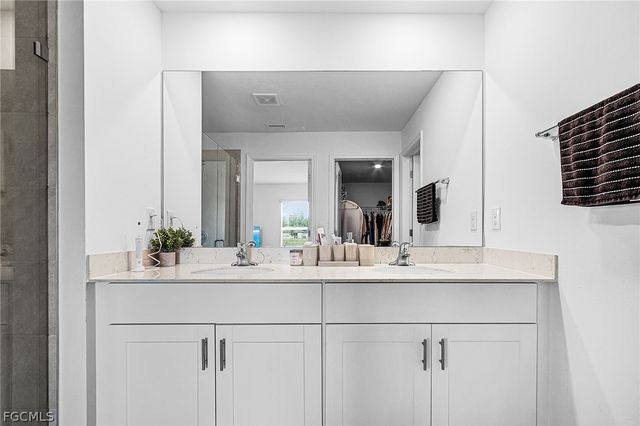 4007 San Clemente CT, North Fort Myers, FL 33917