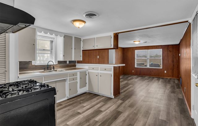 3200 Fm 660, Ferris, TX 75125