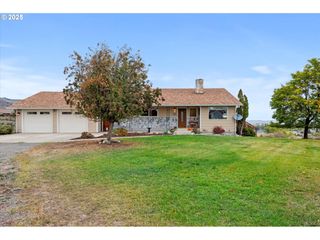 1025 17TH St, Baker City, OR 97814