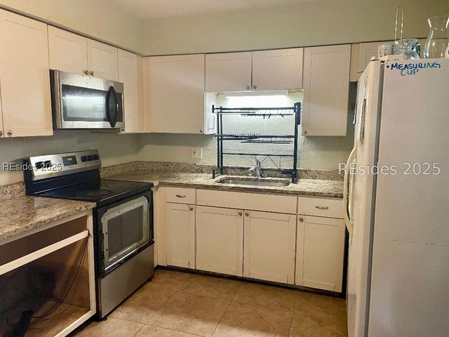 40 Mystic Cir, Beaufort, SC 29902