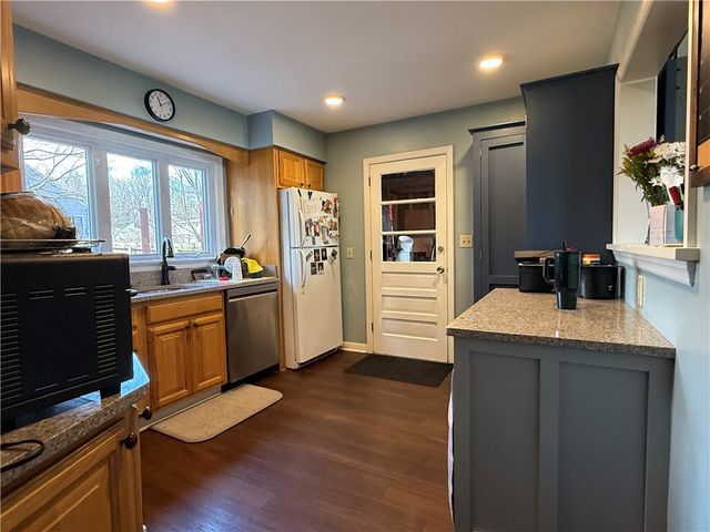 103 Merritt Place, New Hartford, NY 13413