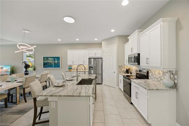 14878 Windward LN, Naples, FL 34114