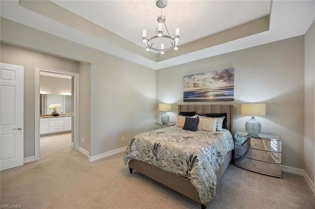 14878 Windward LN, Naples, FL 34114