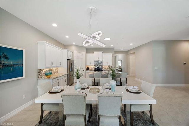 14878 Windward LN, Naples, FL 34114