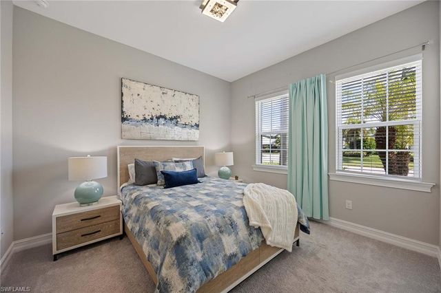 14878 Windward LN, Naples, FL 34114