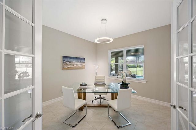 14878 Windward LN, Naples, FL 34114