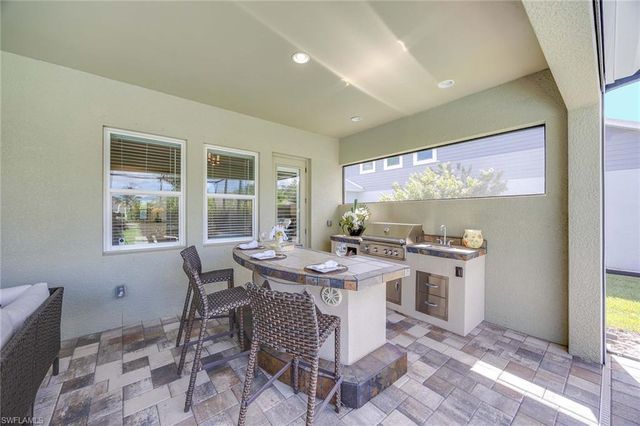 14878 Windward LN, Naples, FL 34114