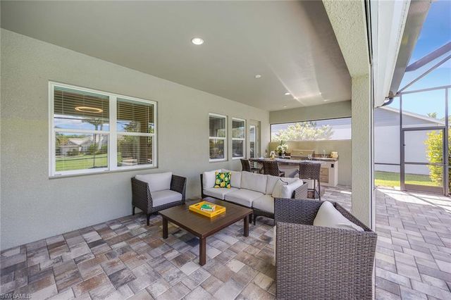 14878 Windward LN, Naples, FL 34114