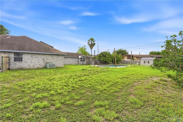 2421 W Jonquil Avenue, Mcallen, TX 78501