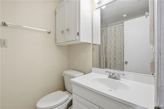 2421 W Jonquil Avenue, Mcallen, TX 78501