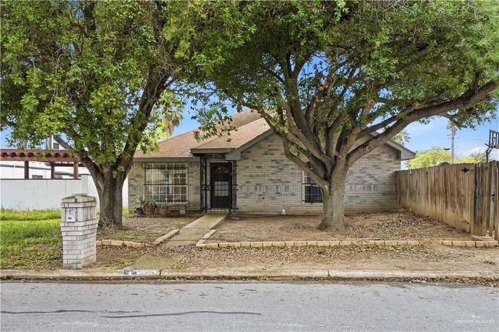 2421 W Jonquil Avenue, Mcallen, TX 78501