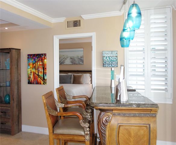 625 Oaks Drive 302, Pompano Beach, FL 33069