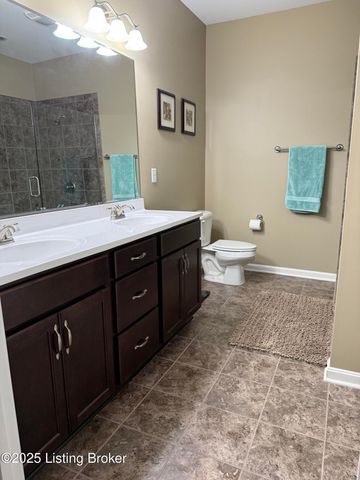 8700 Stony Falls Way, Jeffersontown, KY 40299