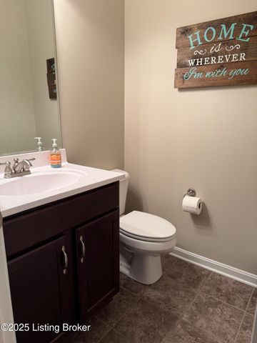 8700 Stony Falls Way, Jeffersontown, KY 40299