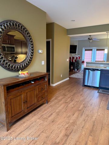 8700 Stony Falls Way, Jeffersontown, KY 40299