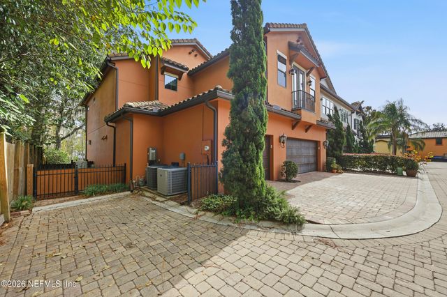 8841 PALLAZZO Terrace, Jacksonville, FL 32217