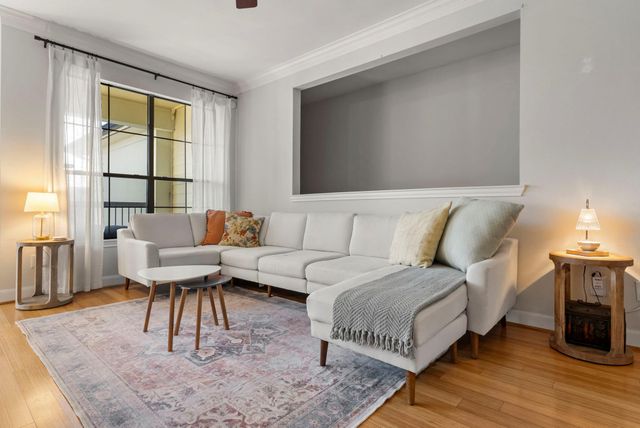 7701 Rialto BLVD 1426, Austin, TX 78735