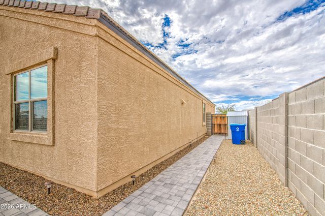 3915 N BROOKLYN Drive, Buckeye, AZ 85396