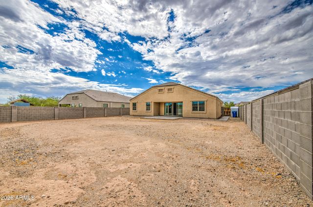 3915 N BROOKLYN Drive, Buckeye, AZ 85396