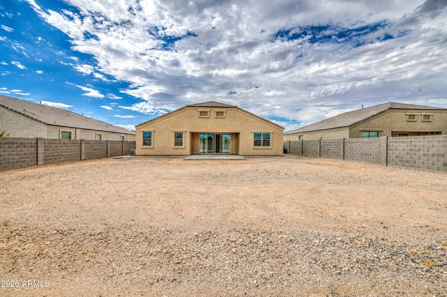 3915 N BROOKLYN Drive, Buckeye, AZ 85396
