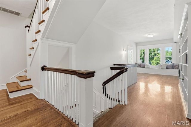320 S Gore Avenue, St Louis, MO 63119