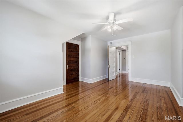 320 S Gore Avenue, St Louis, MO 63119