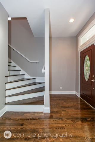 806 S Oakley Boulevard, Chicago, IL 60612