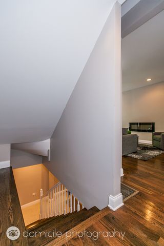 806 S Oakley Boulevard, Chicago, IL 60612