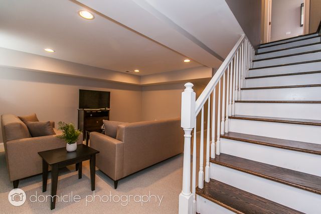 806 S Oakley Boulevard, Chicago, IL 60612