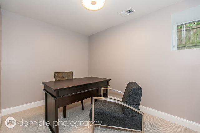 806 S Oakley Boulevard, Chicago, IL 60612