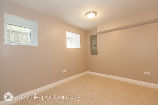 806 S Oakley Boulevard, Chicago, IL 60612