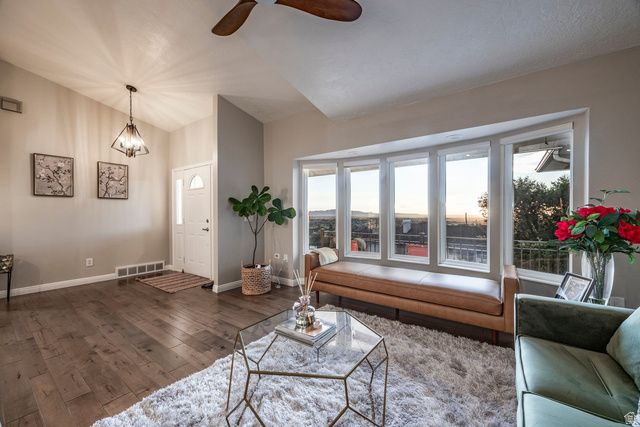 402 E ALICE MAE CIR, Farmington, UT 84025