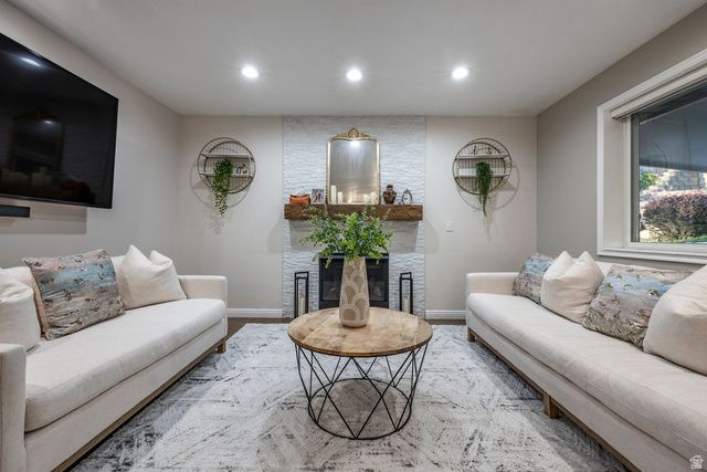 402 E ALICE MAE CIR, Farmington, UT 84025