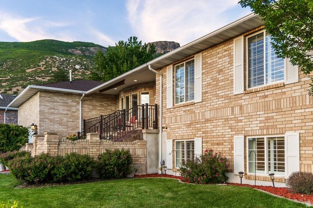 402 E ALICE MAE CIR, Farmington, UT 84025