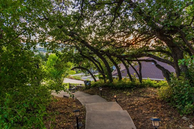 402 E ALICE MAE CIR, Farmington, UT 84025