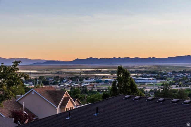 402 E ALICE MAE CIR, Farmington, UT 84025