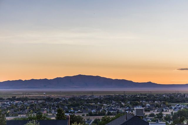 402 E ALICE MAE CIR, Farmington, UT 84025