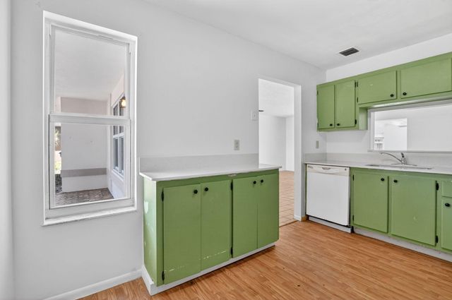 19486 Delaware Circle, Boca Raton, FL 33434