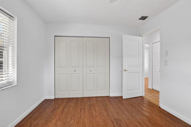 19486 Delaware Circle, Boca Raton, FL 33434