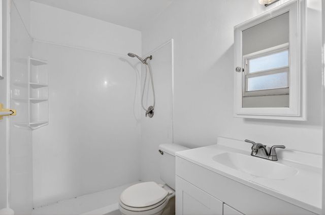 19486 Delaware Circle, Boca Raton, FL 33434