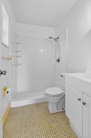 19486 Delaware Circle, Boca Raton, FL 33434