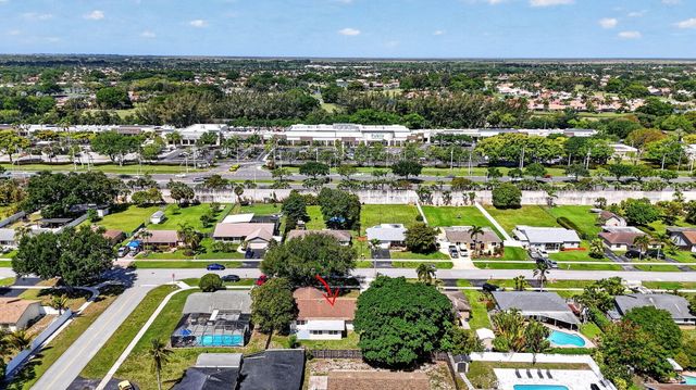 19486 Delaware Circle, Boca Raton, FL 33434