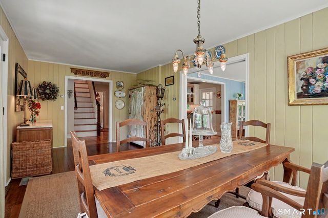 10 Snug Harbor Drive, Danbury, CT 06811