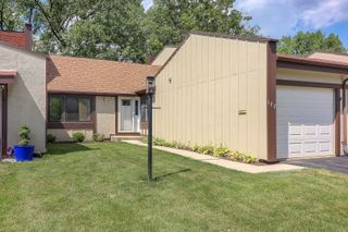 177 Cascade Drive, Indian Head Park, IL 60525