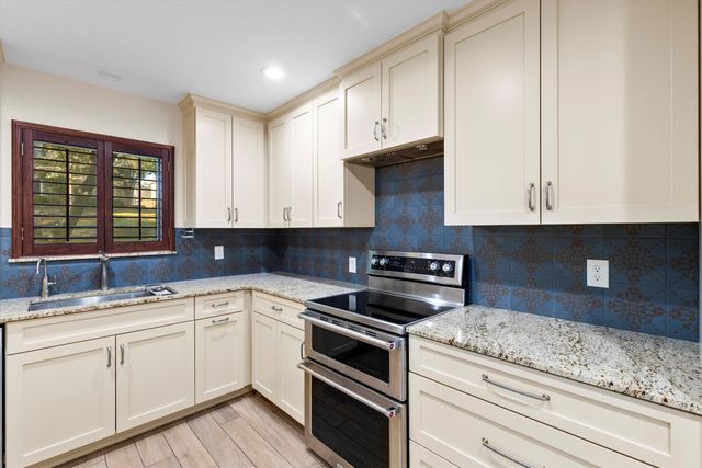 7708 Lemmonwood Drive, Dallas, TX 75231