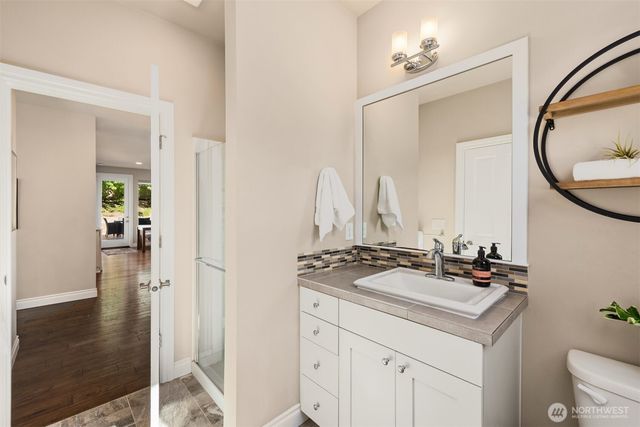 396 Ashbury Court NW, Bainbridge Island, WA 98110