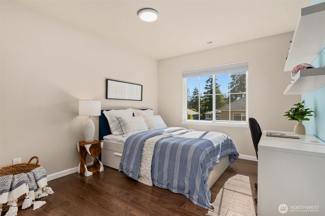 396 Ashbury Court NW, Bainbridge Island, WA 98110