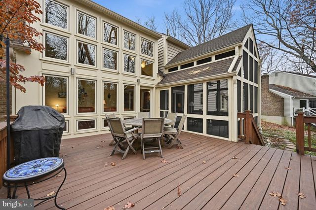 2218 WAKEROBIN LN, Reston, VA 20191