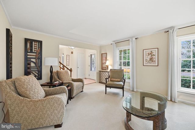 2218 WAKEROBIN LN, Reston, VA 20191