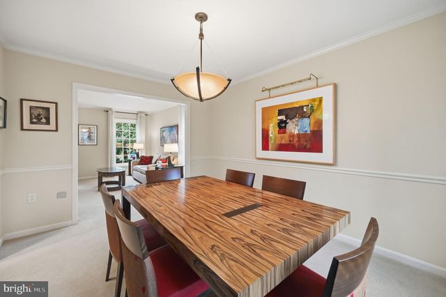 2218 WAKEROBIN LN, Reston, VA 20191